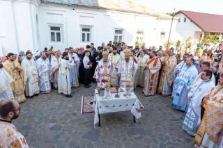 Biserica Mănăstirii Fâstâci – resfințită la 300 de ani de la ctitorirea ei