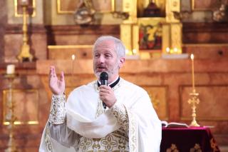 (Audio) Să faci Tu, Doamne, din inima mea, o candelă vie să arzi Tu în ea – Pr. Daniel Benga