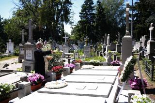La Cimitirul „Eternitatea” a fost sfințit mormântul profesorului Petru Poni