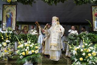 Liturghie arhierească la Mănăstirea Sihăstria Râșcăi în ajunul hramului