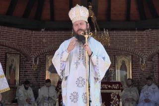 (Video) Sfinții ne adună în jurul lor ca să fim mai aproape de Dumnezeu – PS Damaschin