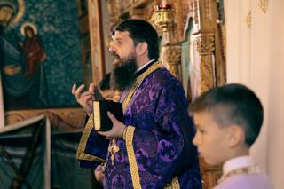 (Video) „Crucea ca liturghie după liturghie”  – PS Benedict