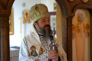 (Video) „Să fim oameni de inimă întru prinos de omenie!” – PS Macarie