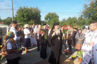 De Înălțarea Sfintei Cruci, IPS Teofan a binecuvântat credincioșii din 5 parohii ieșene