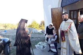 PS Antonie a slujit în Parohia „Sfântul Ioan cel Nou de la Suceava” - Voloviţa, Soroca