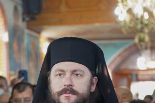 Binecuvântare arhierească la Parohia „Adormirea Maicii Domnului”, Rotunda – Liteni, la 200 de ani de la sfințire