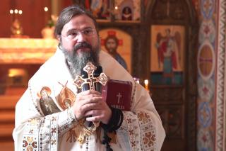 (Video) PS Macarie: Nu există a treia cale pentru om! Fie în comuniune cu Dumnezeu, fie în robie cu diavolul