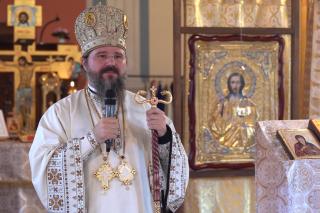 (Video) PS Macarie: „Sfinții Dimitrie pun umărul la purtarea crucii vieții noastre!”