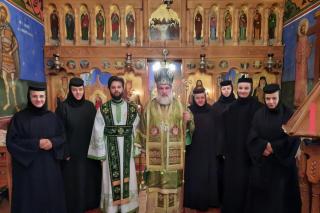 Liturghie arhierească în paraclisul chiriarhal din Roman
