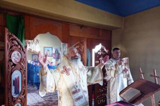 PS Antonie: „Milostenia ne asemănă cu Dumnezeu şi ne apropie de semeni”