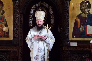 (Video) PS Părinte Damaschin: „Sfântul Ierarh Nectarie Taumaturgul L-a odihnit pe Dumnezeu prin purtarea sa”