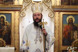 (Video) „Nu întru înțelepciunea lumească vom pricepe noi cele ale Duhului ci prin credință și iubire” – PS Damaschin