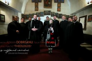 Arhid. Adrian Dobreanu, Iulia Ioana Vlad &amp; Grupul psaltic „Theologos” – La mijlocu' cerului (colind din Solotvino)