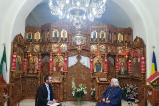 (Video) „Ferestre către suflet” cu preotul Mihai Driga din Bari, Italia – Crăciunul românilor din diaspora