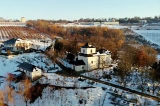 Sfinţii Atanasie şi Chiril au fost cinstiţi la Mănăstirea Copou