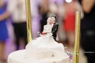 tort de nuntă