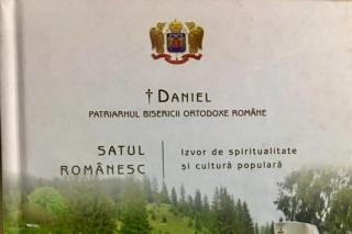 O carte despre Sat ca univers spiritual și cultură populară