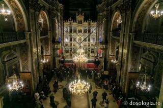 (Foto) Priveghere la praznicul Întâmpinării Domnului, la Catedrala Mitropolitană din Iași 2022