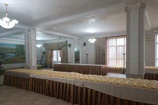 Cazare, masă caldă și sprijin duhovnicesc pentru sute de refugiați care trec zilnic prin vama Sculeni