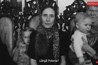 (Video) Din vuietul războiului, în liniștea de la Văratec: „Maicile au foarte multă grijă de noi și ne simțim ca acasă”