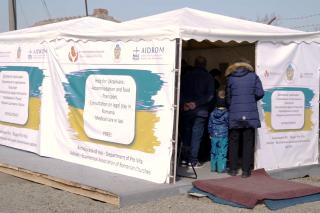 24 de ore din 24 – voluntari Pro Vita și preoți din Arhiepiscopia Iașilor, prezenți la vămile Sculeni, Stânca-Costești și Rădăuți-Prut