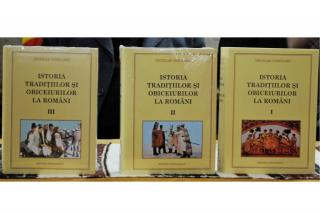 Trilogie despre tradiţiile şi obiceiurile la români