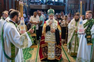 Sărbătoarea Sfinților Apostoli Petru și Pavel la catedrala din Roman