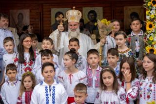 Slujbe arhiereşti în Eparhia Romanului şi Bacăului