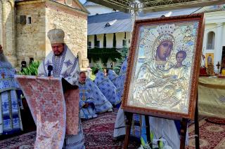 Hramul Sfintei Icoane a Maicii Domnului Îndrumătoarea de la Mănăstirea Neamț
