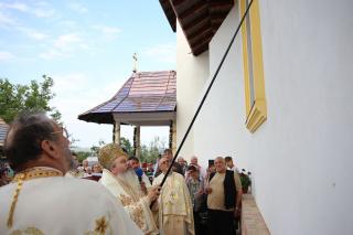 (Video) Biserica din Blăgești, veche de peste un secol, a fost resfințită