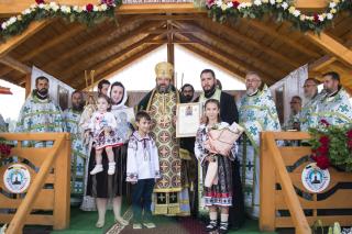 Momente istorice în satul Mănăstirea Neamț: prima Liturghie săvârșită de un arhiereu, în contextul aniversării a 200 de ani de la minunea Icoanei Maicii Domnului Îndrumătoarea