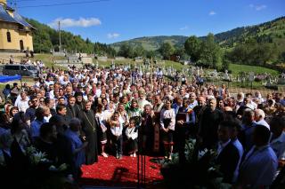 Mitropolitul Moldovei și Bucovinei a sfințit Biserica din Bucureni – Dămuc