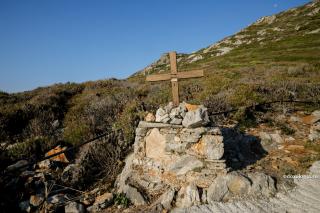 cruce de lemn