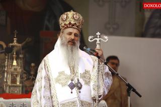 (Video) „Să fii om al lui Hristos, să fii om al profunzimii” – IPS Teofan