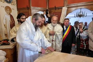 Biserica din Țepeșeni a fost resfințită de PS Nichifor Botoșăneanul