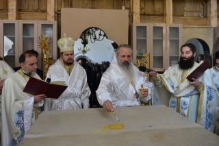 Doi ierarhi au dăruit Bisericii „Vovidenia” din centrul Iașului „veșmânt nou și luminos”
