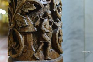 sculptură în lemn