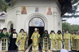 Sfântul Cuvios Onufrie de la Vorona, cinstit prin Liturghie arhierească