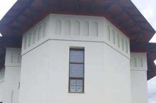 Biserica din Cut-Dumbrava Roșie a fost sfințită de PS Nichifor Botoșăneanul
