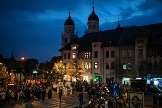 Hram 2022: Sfinții Parascheva și Paisie au unit la Iași, pe Cale, 20.000 de pelerini