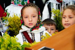 Liturghia copiilor, de Ziua Mondială a Educației