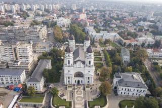 (Foto) Imagini din dronă – Catedrala din Iași, în așteptarea zilei de 14 octombrie