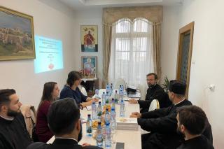 Întâlnirea asistenților sociali din protopopiatele Eparhiei Romanului și Bacăului