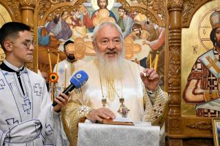 (Video) „Să urmăm credința Sfinților Martiri Năsăudeni” – IPS Andrei