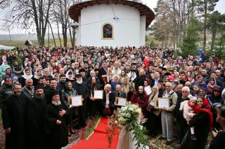 Biserica din Poiana-Deleni a fost resfințită de Mitropolitul Moldovei și Bucovinei