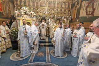 Binecuvântare arhierească la Hramul Schitului Vovidenia al Mănăstirii Neamț