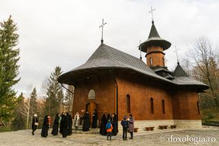 (Foto) Zi de har şi binecuvântare pentru obștea Mănăstirii Diaconești