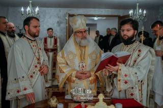 Binecuvântare arhierească la Biserica „Sfinţii Trei Ierarhi” din Bacău