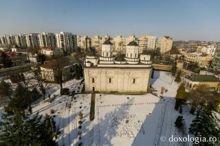 (Foto) Clipe de liniște la Mănăstirea Golia