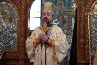 (Video) Să ne lăsăm ajutați și purtați de ceilalți pe targa rugăciunii atunci când singuri nu mai putem face nimic – PS Macarie